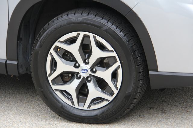 2019 Subaru Forester Premium - Photo 14