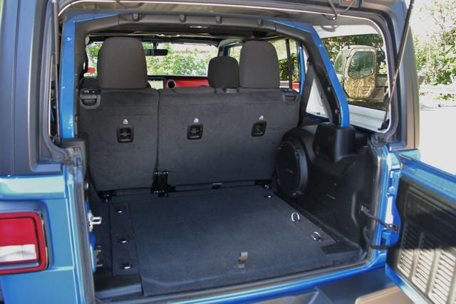 2023 Jeep Wrangler 4-Door Rubicon - Photo 28