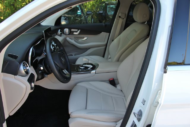 2019 Mercedes-Benz GLC GLC300 - Photo 17