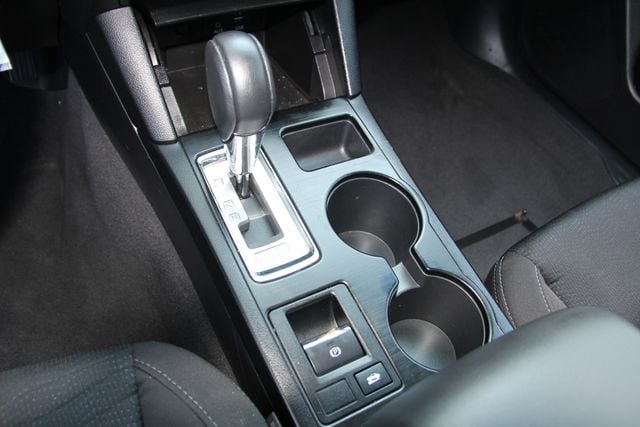 2016 Subaru Legacy 2.5i Premium - Photo 28