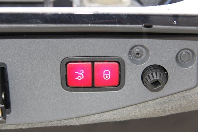 2008 Mercedes-Benz SL-Class SL550 - Photo 36