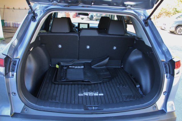 2026 Toyota Corolla Cross LE - Photo 33