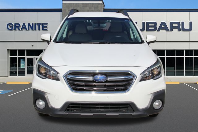 2019 Subaru Outback 2.5i Premium photo 2