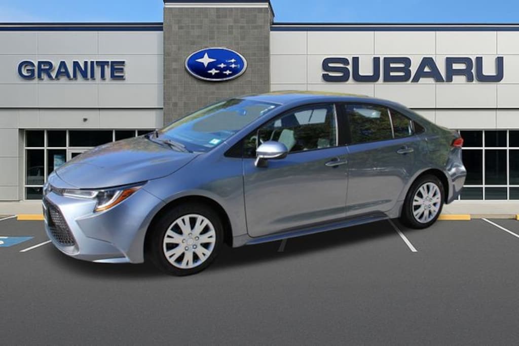 Used 2021 Toyota Corolla LE Sedan