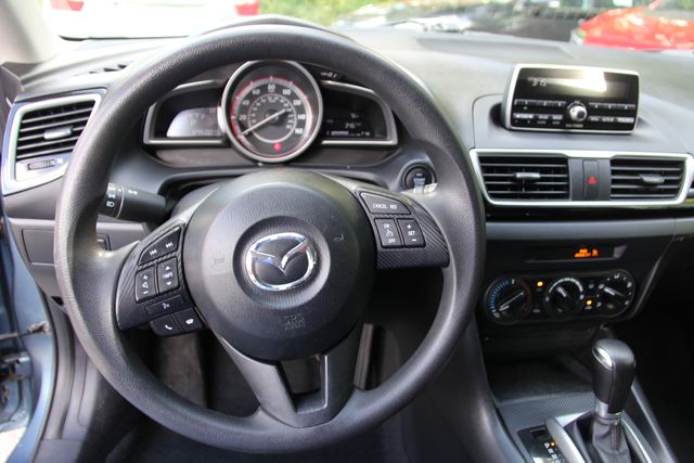 2014 Mazda MAZDA3 i Sport - Photo 19