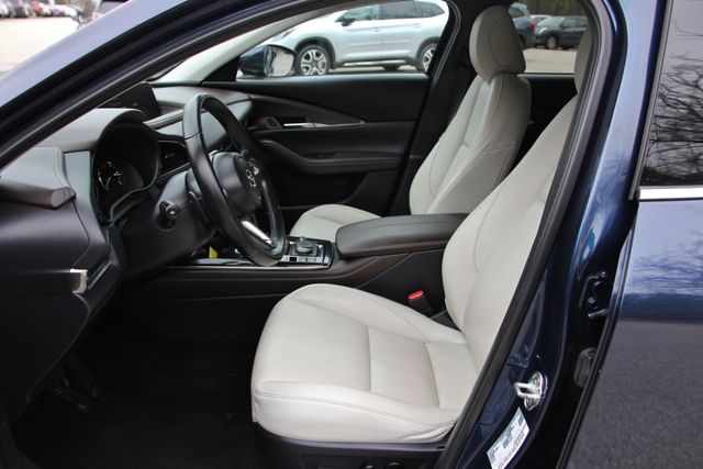 2022 Mazda CX-30 Premium - Photo 18