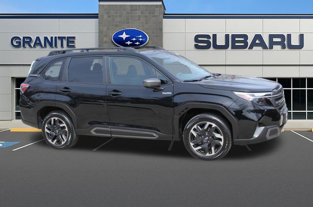 2025 Subaru Forester Limited - Photo 13