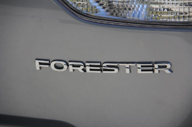 2020 Subaru Forester Premium - Photo 9