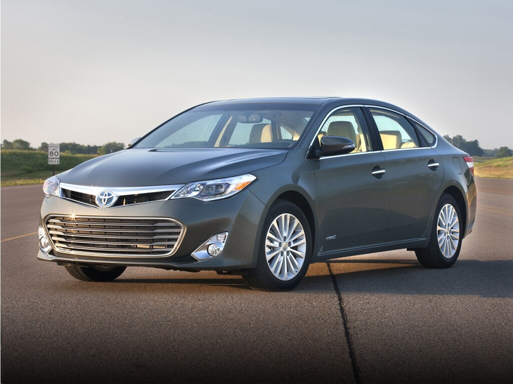 Used 2013 Toyota Avalon Hybrid XLE Touring Sedan