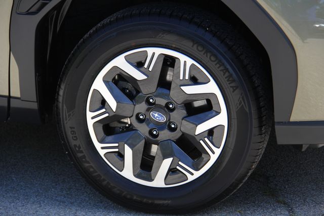 2026 Subaru Forester Premium - Photo 13
