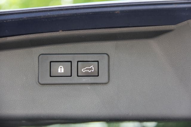 2020 Subaru Outback Limited - Photo 36