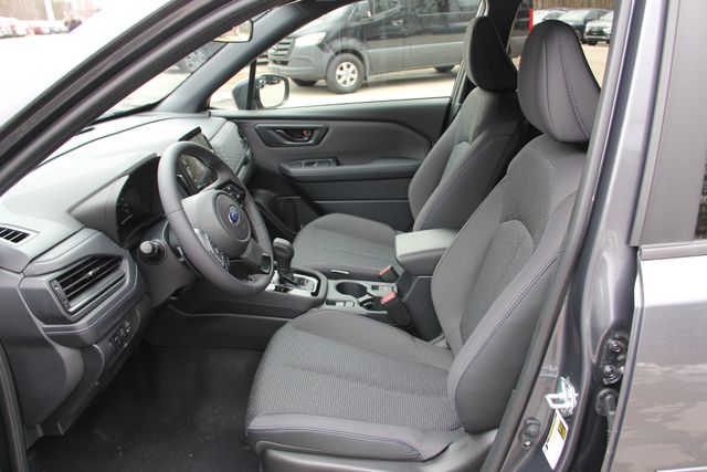 2025 Subaru Forester Premium - Photo 17