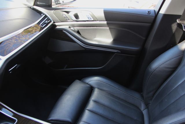 2019 BMW X7 40i - Photo 33