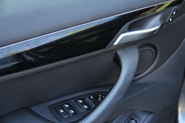2016 BMW X1 28i - Photo 16