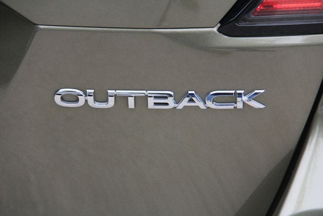 2021 Subaru Outback Limited - Photo 10
