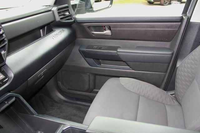 2024 Toyota Tundra SR5 - Photo 32