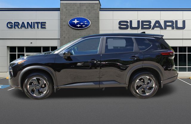2025 Nissan Rogue SV - Photo 6