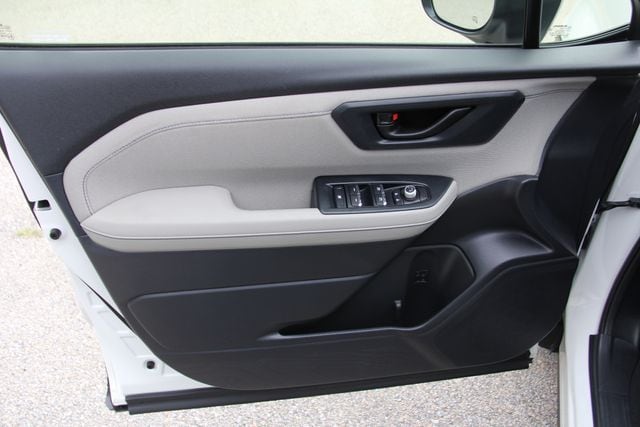 2025 Subaru Forester Premium - Photo 15