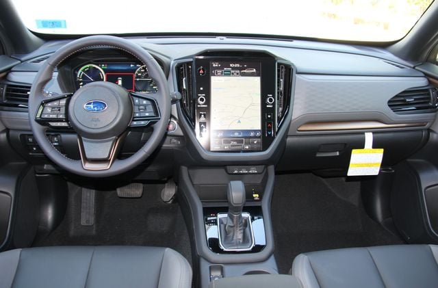 2025 Subaru Forester Sport - Photo 33