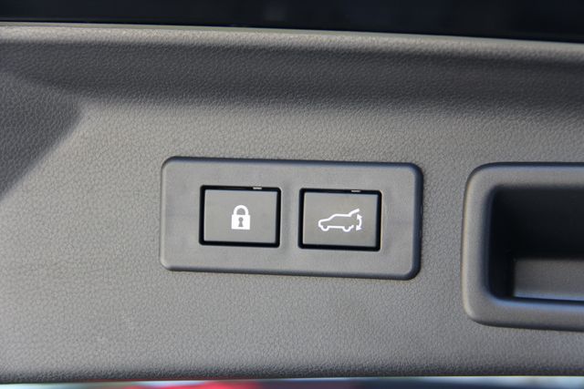2025 Subaru Forester Limited - Photo 35