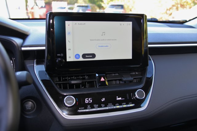 2026 Toyota Corolla Cross LE - Photo 26
