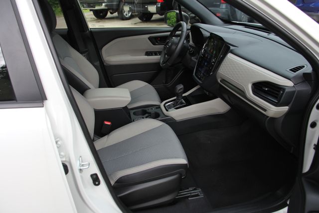 2025 Subaru Forester Premium - Photo 36