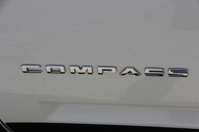 2016 Jeep Compass Latitude - Photo 10
