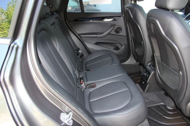 2016 BMW X1 28i - Photo 36