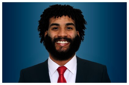 Staff member Darian Davis from f6ef81024097