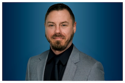 Staff member Steve Uliano from 1c63e781305a