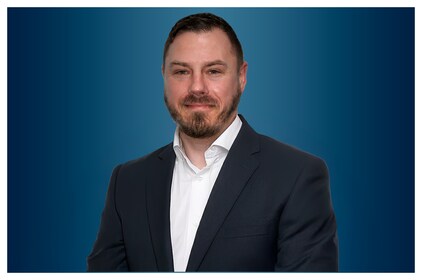 Staff member Steve Uliano from 1c63e781305a