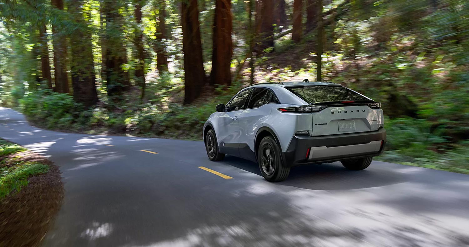 2026 Subaru Uncharted back