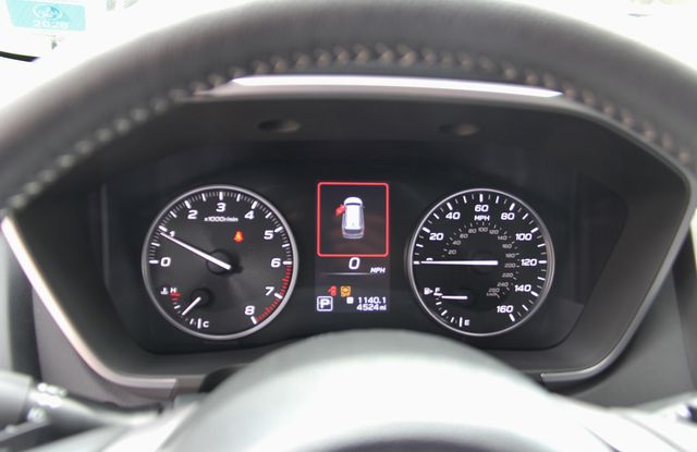 2025 Subaru Ascent Limited - Photo 23