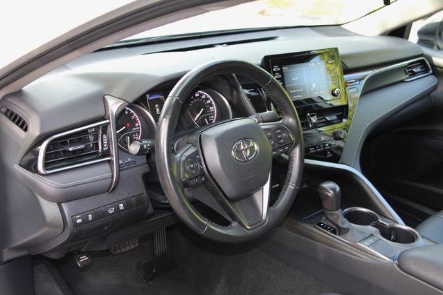 2023 Toyota Camry SE - Photo 17