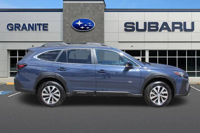 2025 Subaru Outback Premium - Photo 12