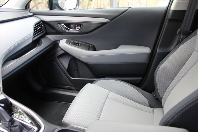 2025 Subaru Outback Premium - Photo 29