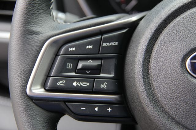 2025 Subaru Ascent Limited - Photo 21