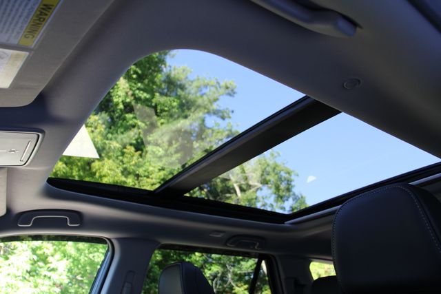 2025 Honda Pilot Touring - Photo 20