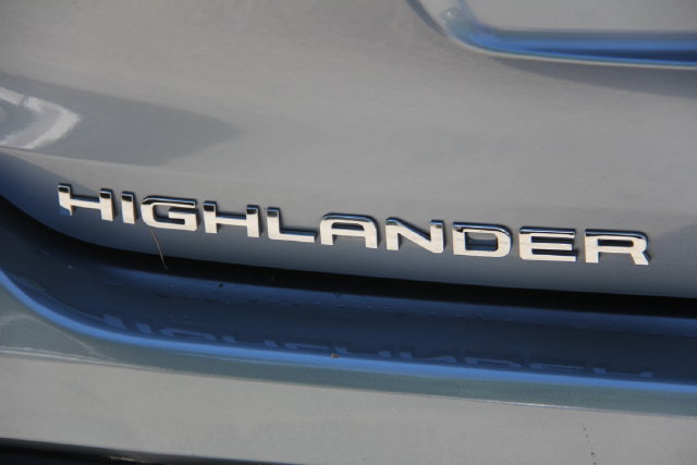 2022 Toyota Highlander XLE - Photo 8