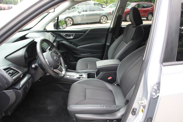 2019 Subaru Forester Premium - Photo 17