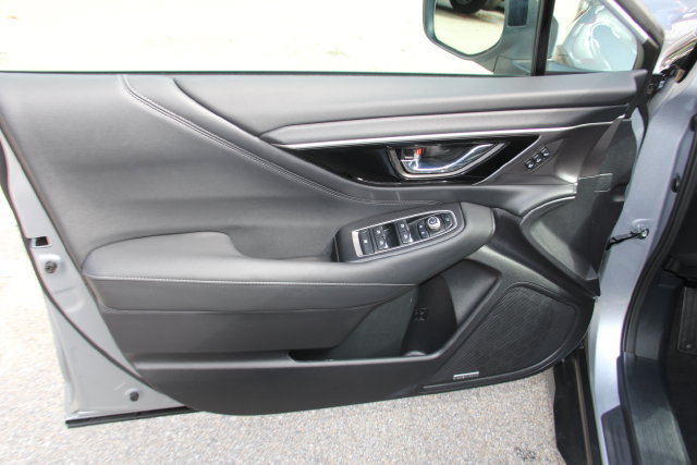 2024 Subaru Outback Touring - Photo 16