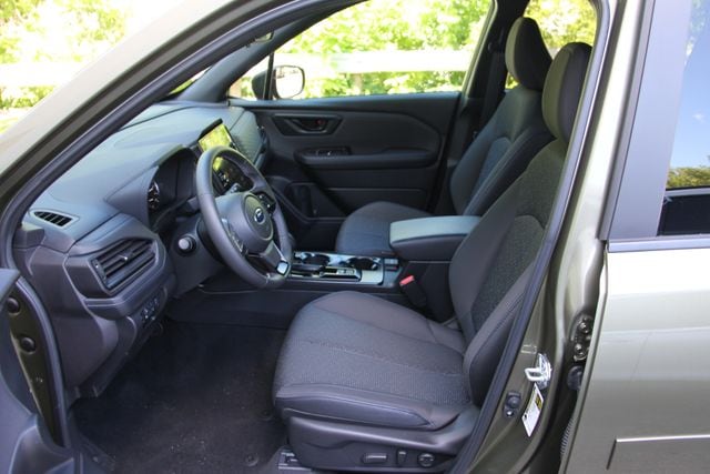 2026 Subaru Forester Premium - Photo 17