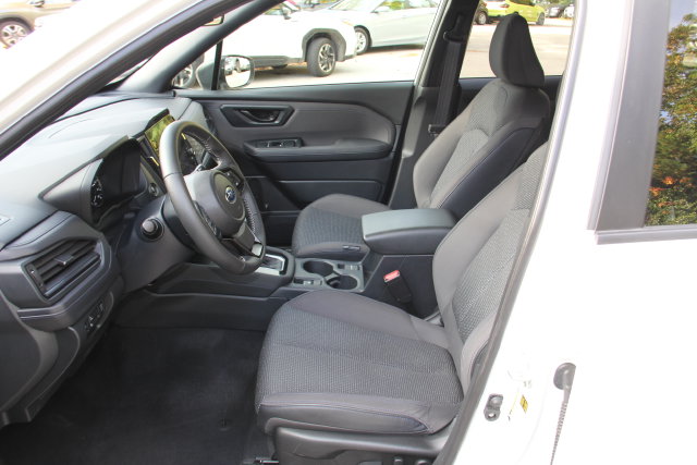 2025 Subaru Forester Premium - Photo 16