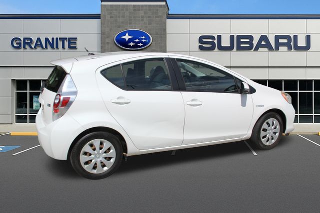 2013 Toyota Prius c Two - Photo 11