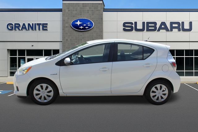 2013 Toyota Prius c Two - Photo 6