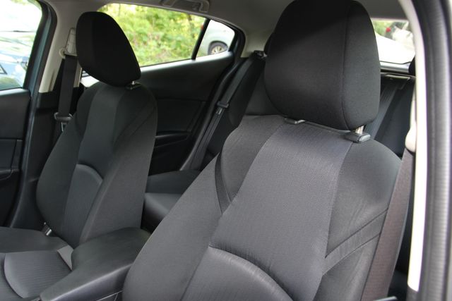 2014 Mazda MAZDA3 i Sport - Photo 17