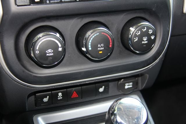 2016 Jeep Compass Latitude - Photo 25