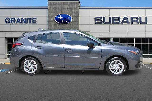 2025 Subaru Impreza Base - Photo 12