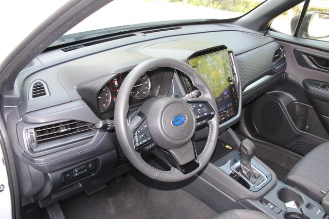 2025 Subaru Forester Premium - Photo 18