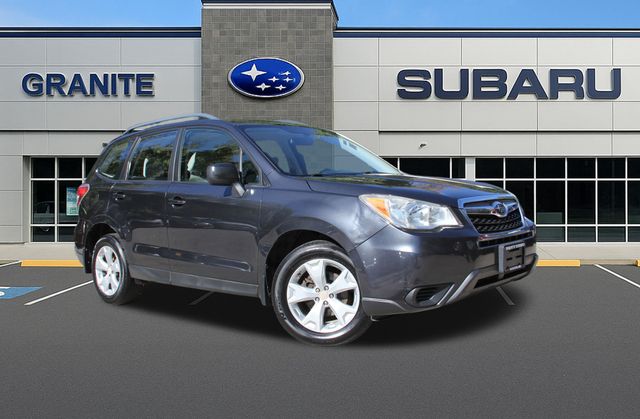 2015 Subaru Forester 2.5i photo 2